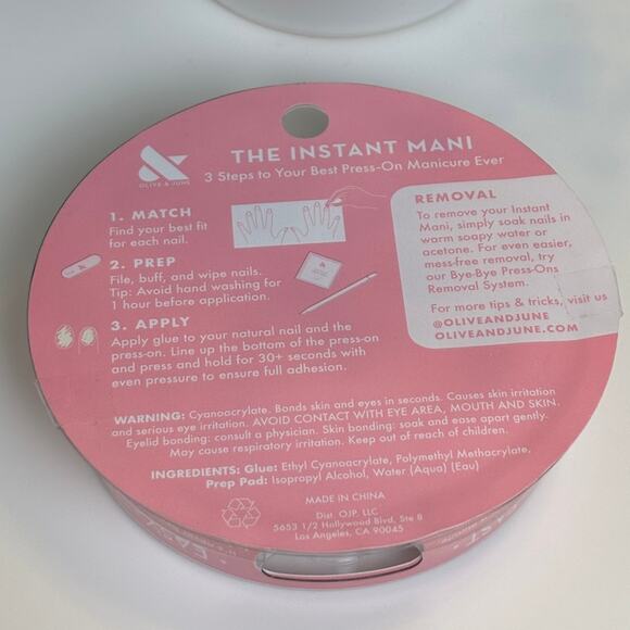Olive & June The Instant Mani Press On Nails HD White XXS Short Round - Picture 3 of 3